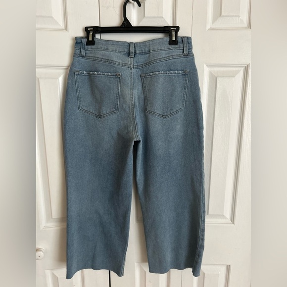 Super high rise cropped rewash jeans - Picture 9 of 11
